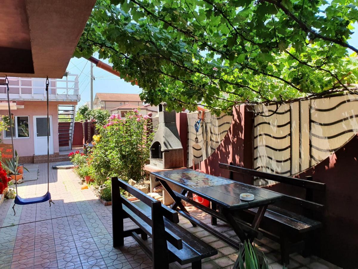 Casa Ultraviolet Hotel Navodari Luaran gambar