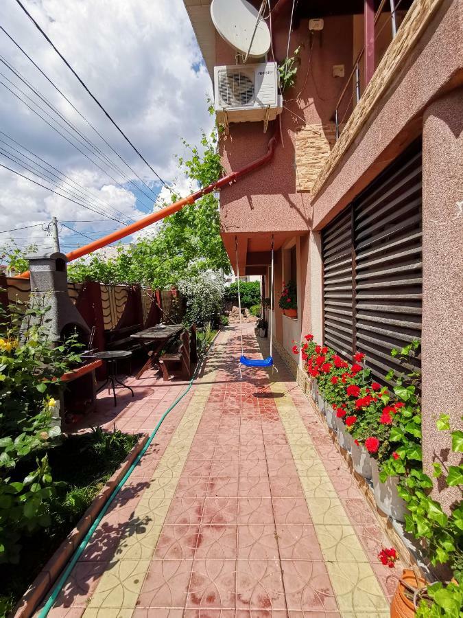 Casa Ultraviolet Hotel Navodari Luaran gambar