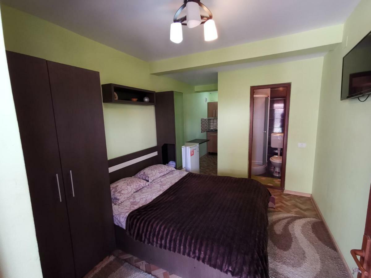 Casa Ultraviolet Hotel Navodari Luaran gambar