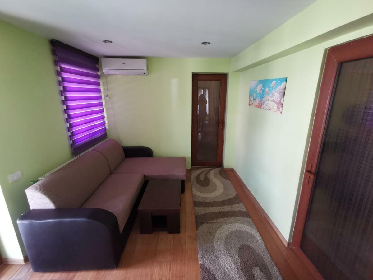 Casa Ultraviolet Hotel Navodari Luaran gambar